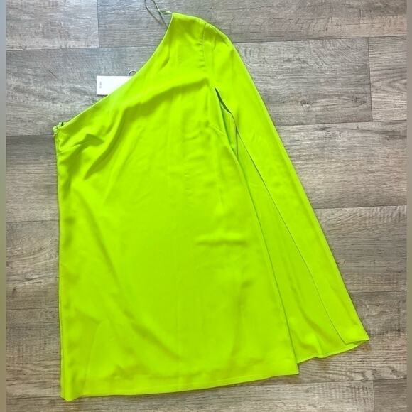 RARE!!! MANGO BLOGGER FAVE!!! Flowy Mini Dress NWT - Picture 15 of 16